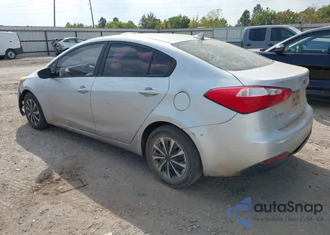 2015 Kia Forte Lx z USA, uszkodzony, nr VIN KNAFK4A67F5429255